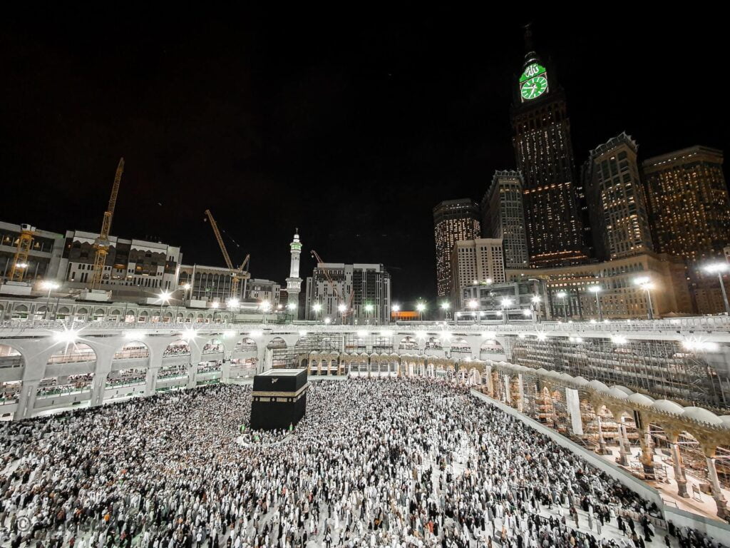 Book Umrah Packages | Top-Rated Umrah Dealers in the UK