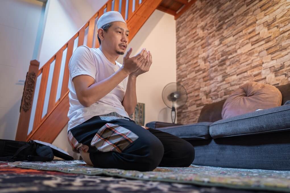 how to pray tarawih at home