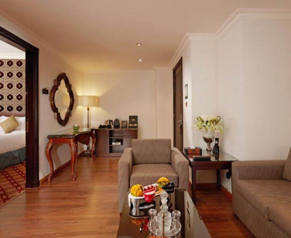 Dallah Taibah Hotel living area