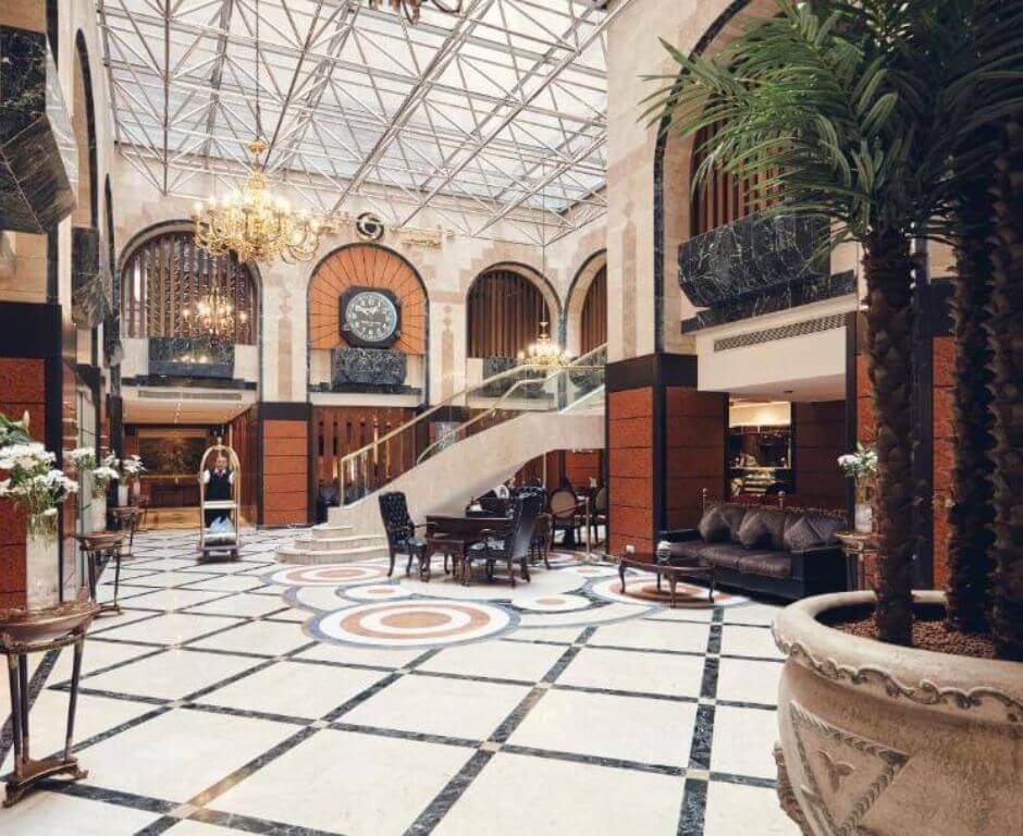 Dallah Taibah Hotel lobby