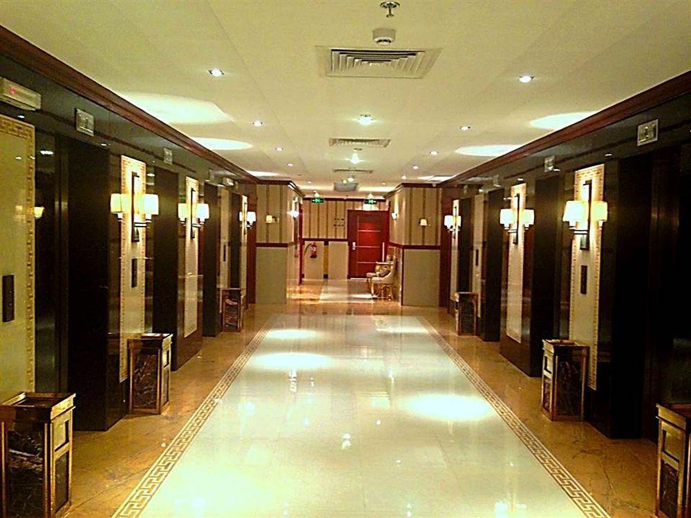Kenzi Hotel Makkah lobby